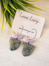 Load image into Gallery viewer, Areca Palms - Black