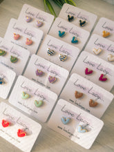 Load image into Gallery viewer, Vida Hearts Gold