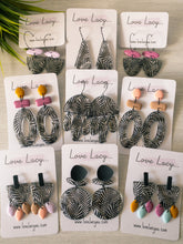 Load image into Gallery viewer, Areca Palms - Black