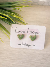 Load image into Gallery viewer, Vida Hearts Gold