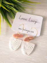 Load image into Gallery viewer, Areca Palms - White