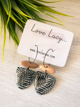 Load image into Gallery viewer, Areca Palms - Black