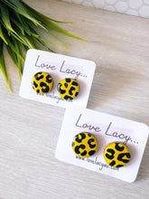 Load image into Gallery viewer, Carissa Studs