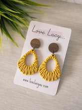 Load image into Gallery viewer, Pyper Fan Dangle