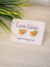 Load image into Gallery viewer, Vida Hearts Gold