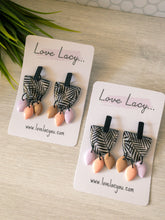 Load image into Gallery viewer, Areca Palms - Black