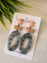 Load image into Gallery viewer, Areca Palms - Black