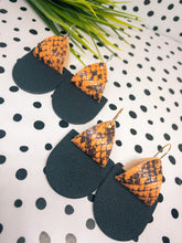 Load image into Gallery viewer, Yumi Snake