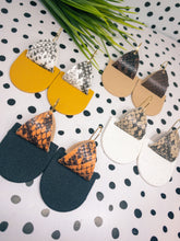 Load image into Gallery viewer, Yumi Snake