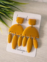 Load image into Gallery viewer, Josie Dangles