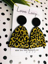 Load image into Gallery viewer, Eboni Collection