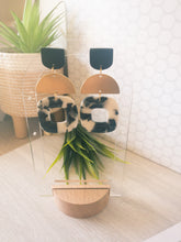 Load image into Gallery viewer, Tennille