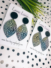 Load image into Gallery viewer, Lucy