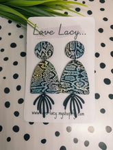 Load image into Gallery viewer, Lucy