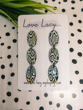 Load image into Gallery viewer, Lucy