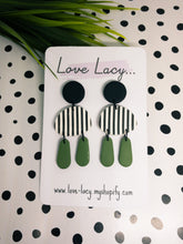 Load image into Gallery viewer, Stripey Mae