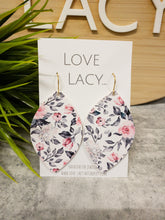 Load image into Gallery viewer, Betty Leathers - Rose