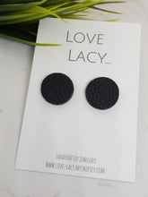 Load image into Gallery viewer, Leather Maxi Studs