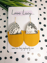 Load image into Gallery viewer, Yumi Snake