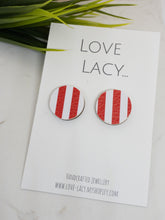 Load image into Gallery viewer, Leather Maxi Studs