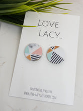 Load image into Gallery viewer, Leather Maxi Studs