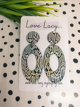 Load image into Gallery viewer, Lucy