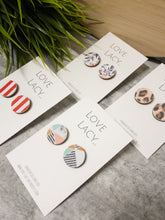 Load image into Gallery viewer, Leather Maxi Studs