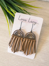 Load image into Gallery viewer, Shireen Leather

