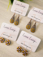 Load image into Gallery viewer, Tanisha
