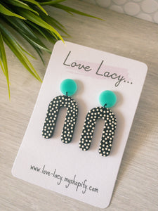 Spotty Anne Dangles